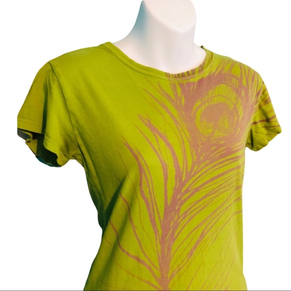 Stranded Peacock Feather Crew Neck Graphic T Shirt - Picture 3 of 5